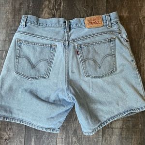 Size 12 Levi Shorts